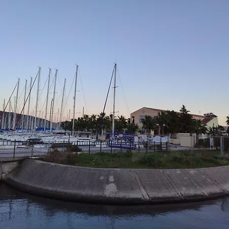 酒店 Ianos Bay