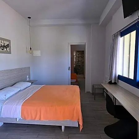 Ianos Bay Otel 3*